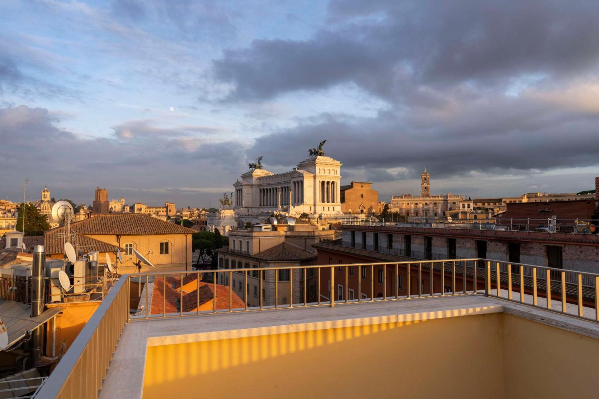 Radisson Collection Hotel, Roma Antica ภายนอก รูปภาพ
